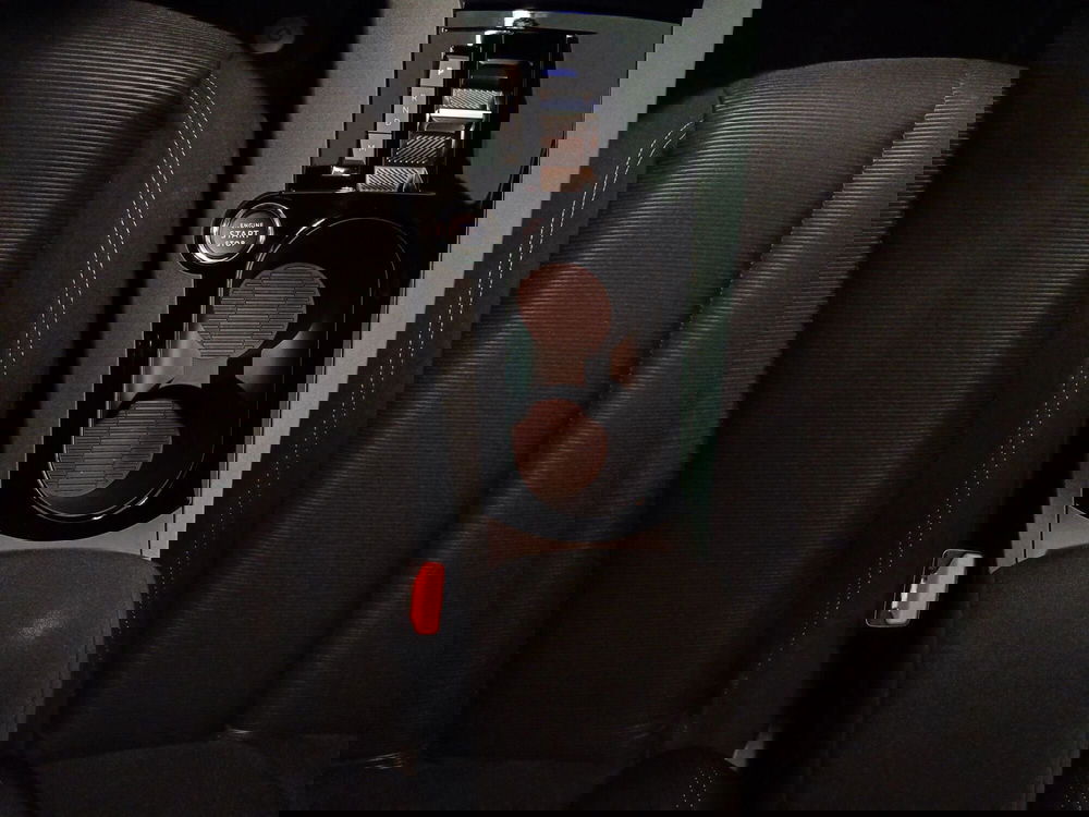 Lancia Ypsilon usata a Macerata (20)