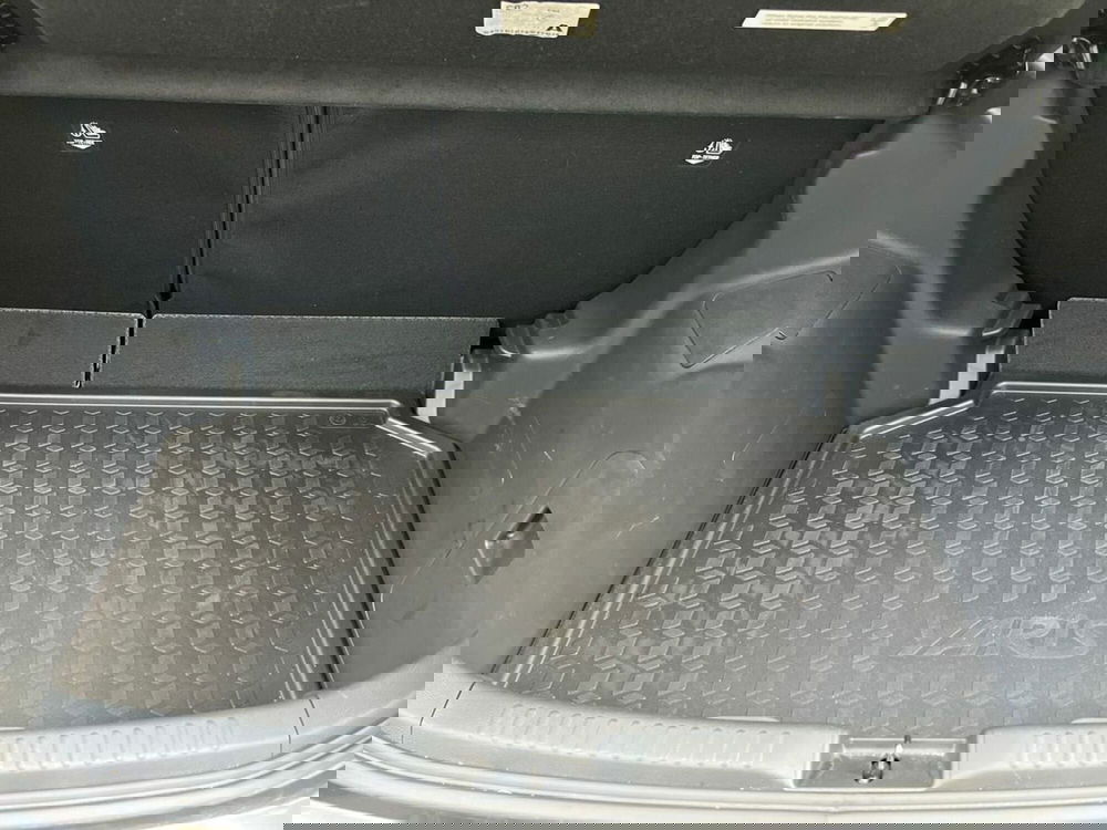 Toyota Yaris usata a Sondrio (12)