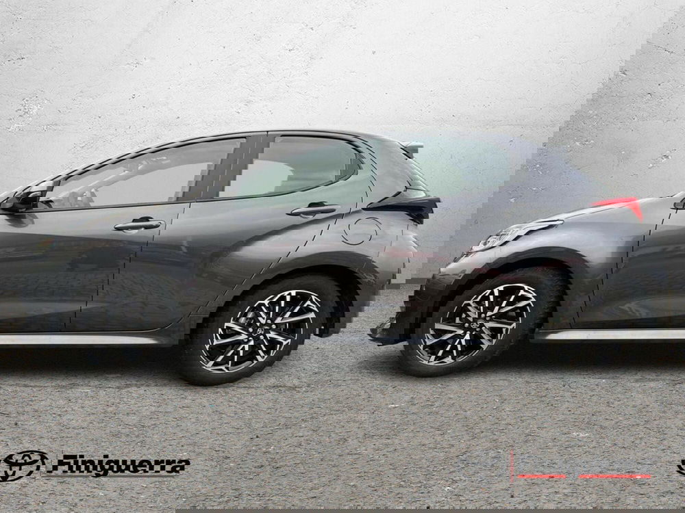 Toyota Yaris usata a Sondrio (6)