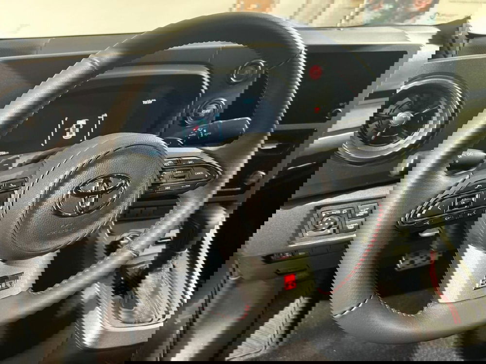 Toyota GR Yaris usata a Lecco (14)