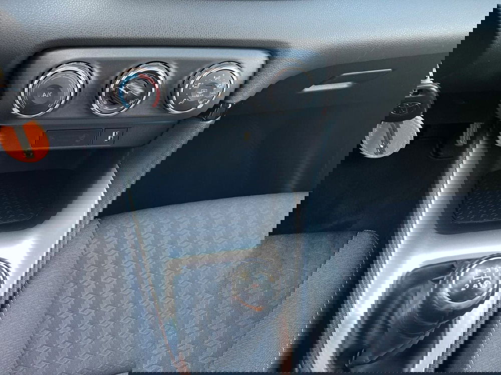 Toyota Yaris usata a Sondrio (15)