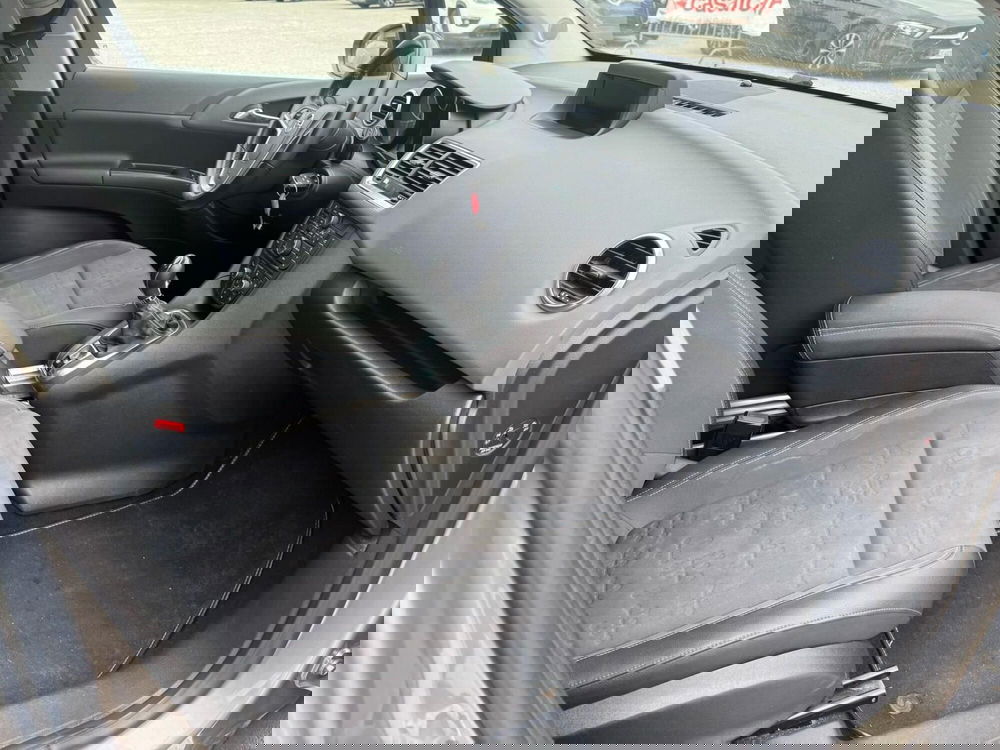 Opel Meriva usata a Salerno (17)