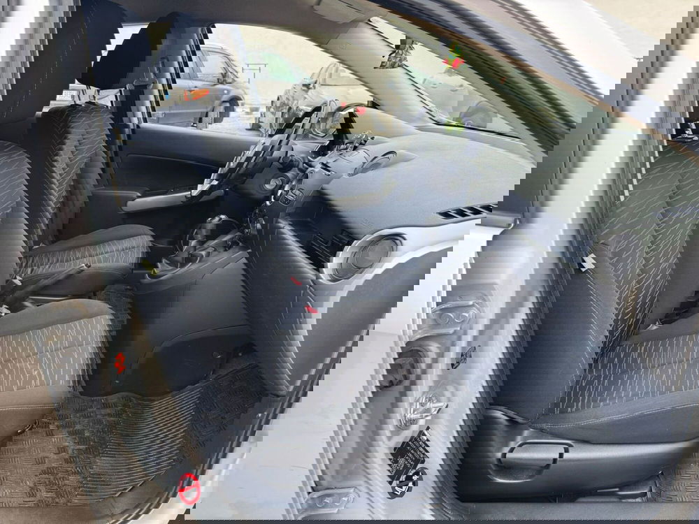 Mazda Mazda2 usata a Salerno (18)