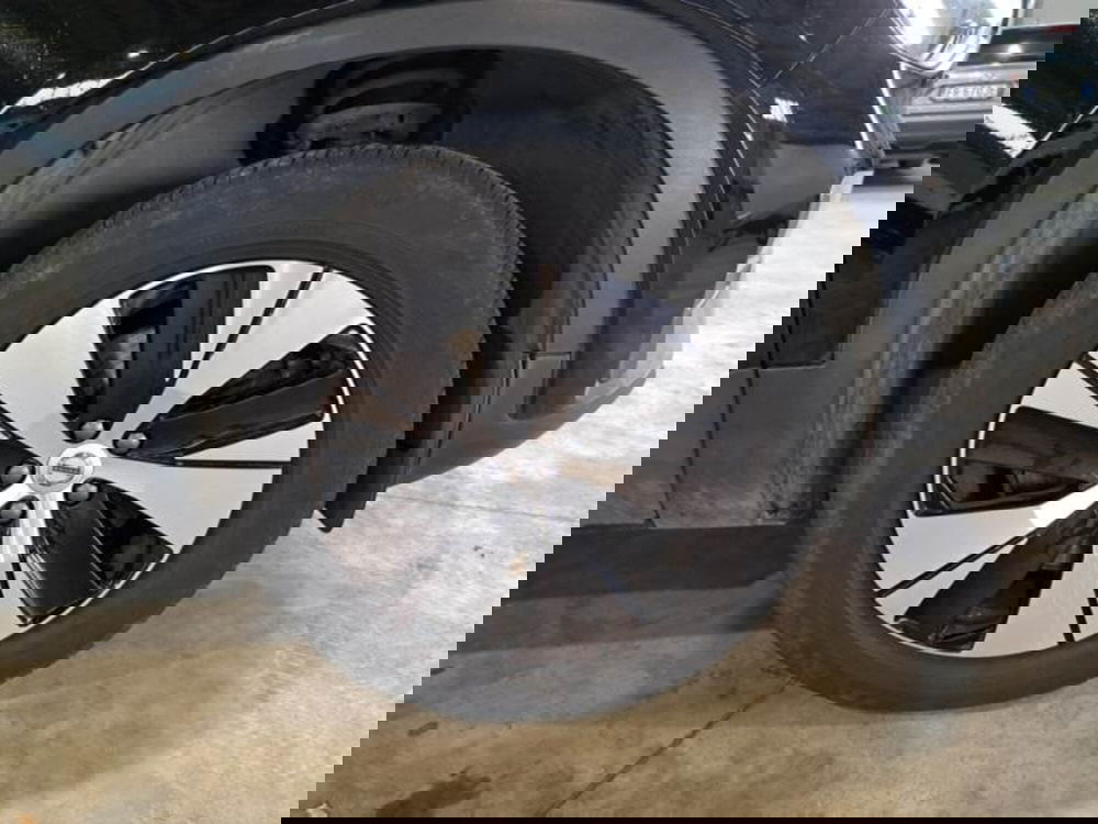 Volvo XC40 usata a Salerno (17)