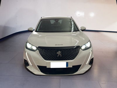 Peugeot 2008 1.2 puretech Active s&amp;s 100cv del 2021 usata a Torino
