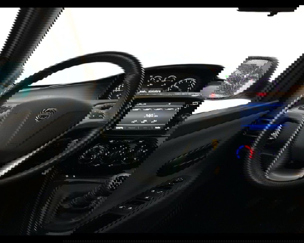 Lancia Ypsilon usata a Torino (4)