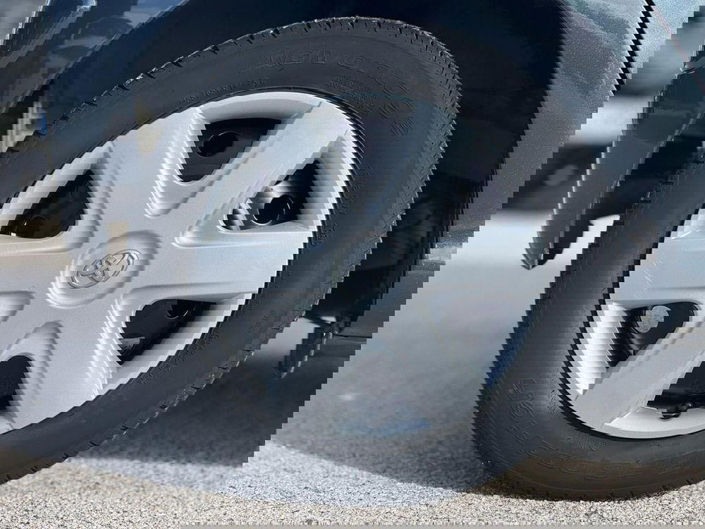Toyota Aygo usata a Matera (10)