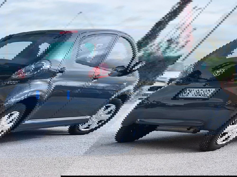 Toyota Aygo usata a Matera (4)