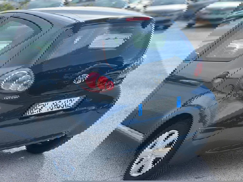Toyota Aygo usata a Matera (8)