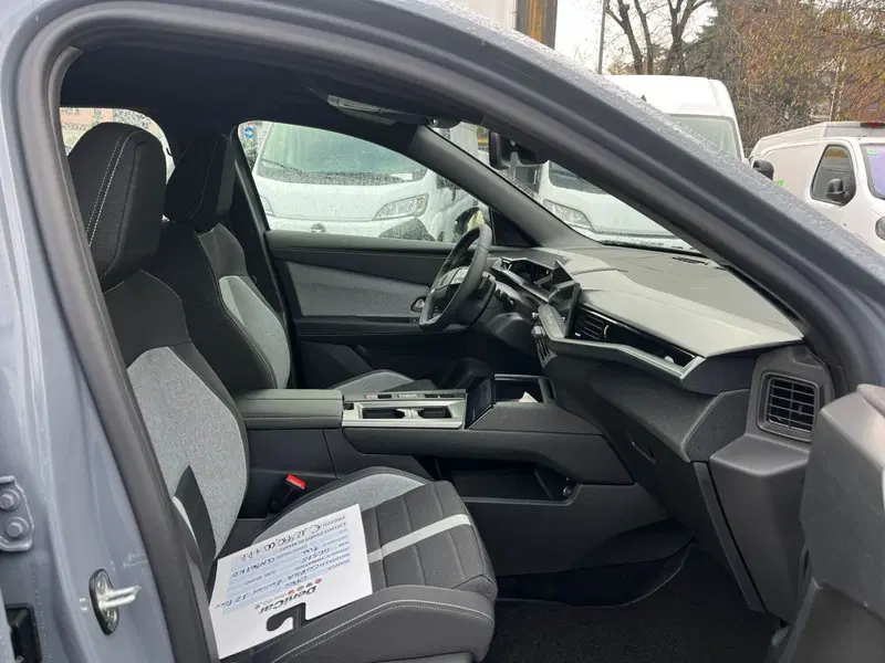 Opel Grandland nuova a Milano (12)