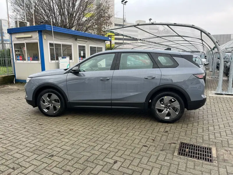 Opel Grandland nuova a Milano (4)