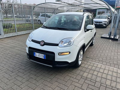 Fiat Panda 1.0 FireFly S&amp;S Hybrid City Cross del 2022 usata a Milano