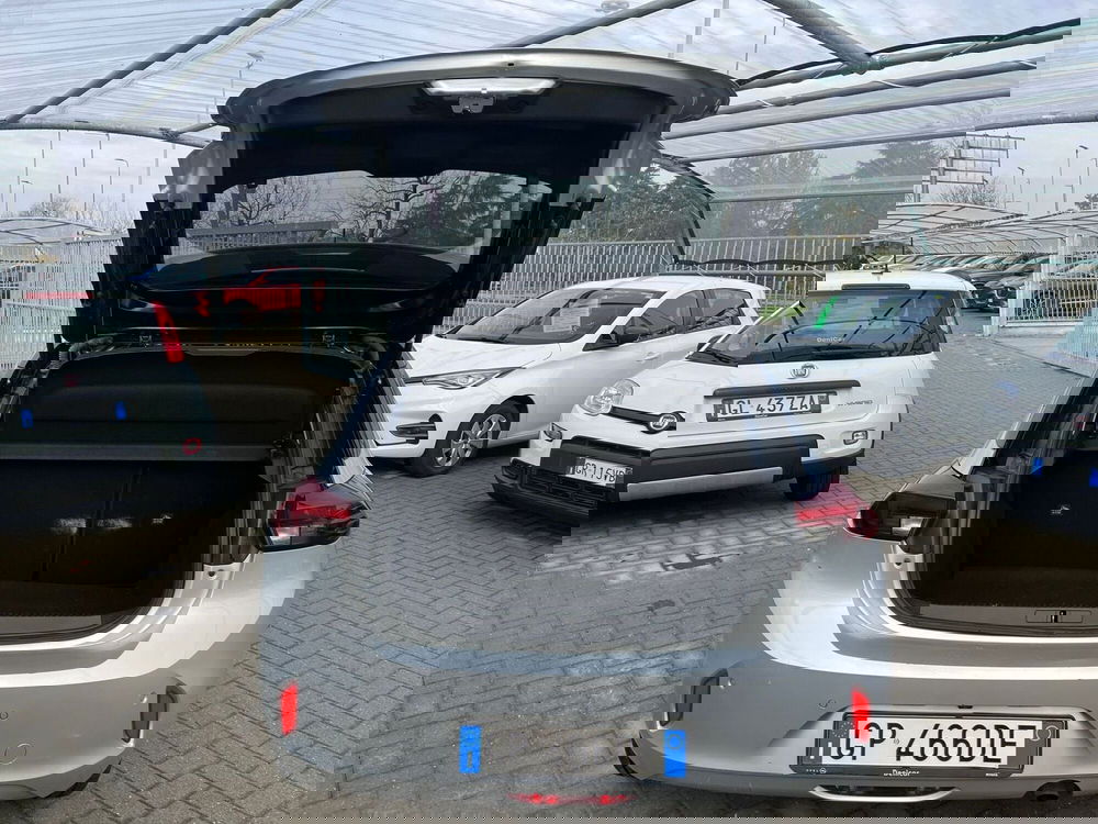 Opel Corsa usata a Milano (10)