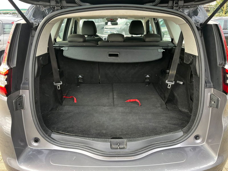 Renault Grand Scénic usata a Milano (10)