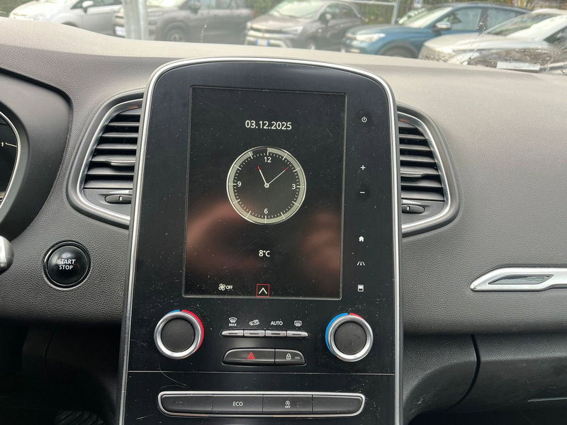 Renault Grand Scénic usata a Milano (16)