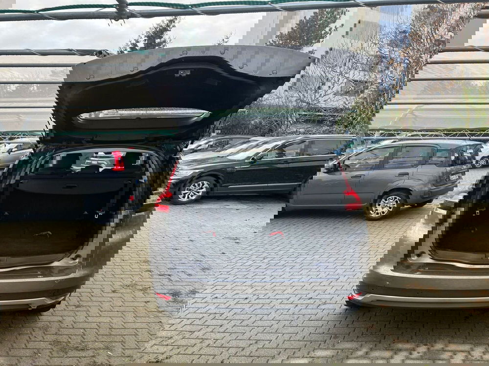 Renault Grand Scénic usata a Milano (9)