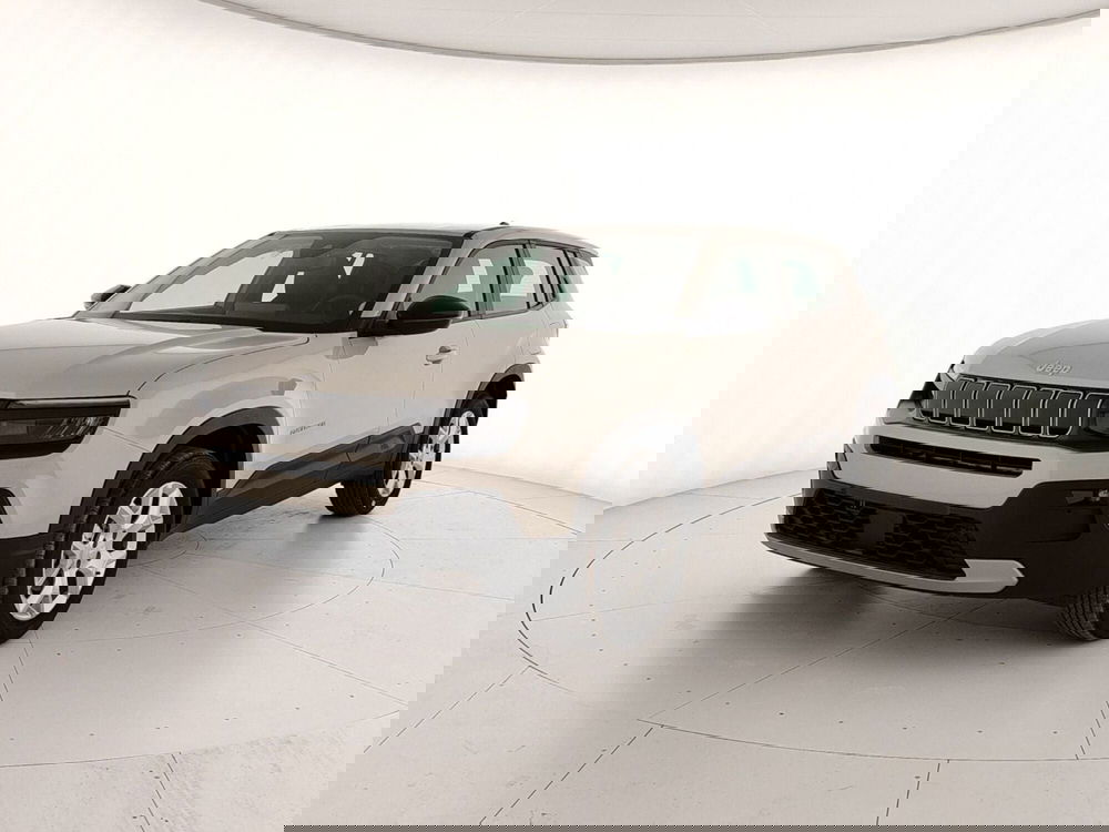 Jeep Avenger nuova a Caserta (3)