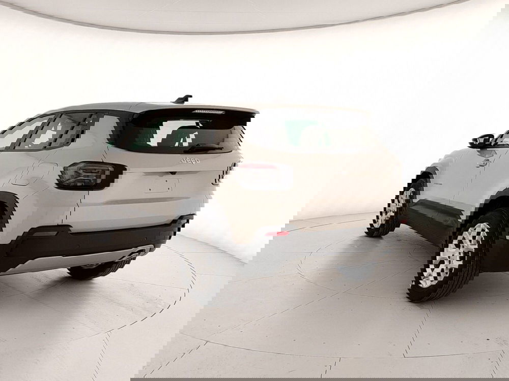 Jeep Avenger nuova a Caserta (4)