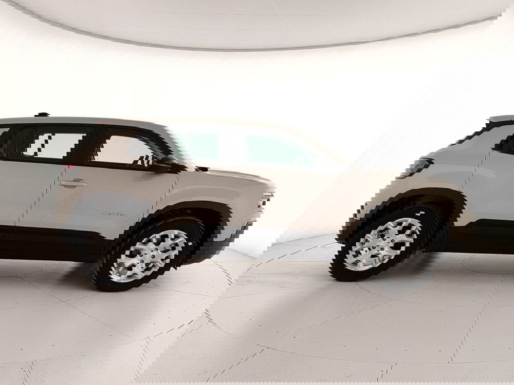 Jeep Avenger nuova a Caserta (7)