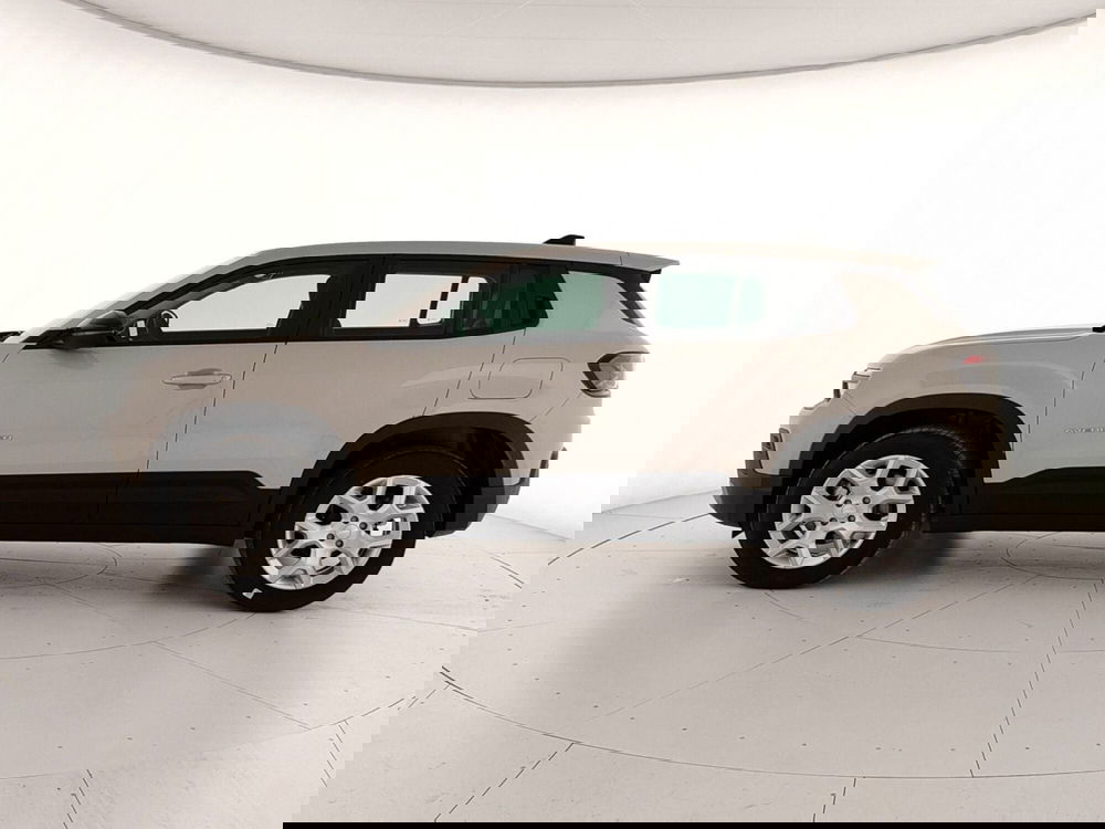 Jeep Avenger nuova a Caserta (8)