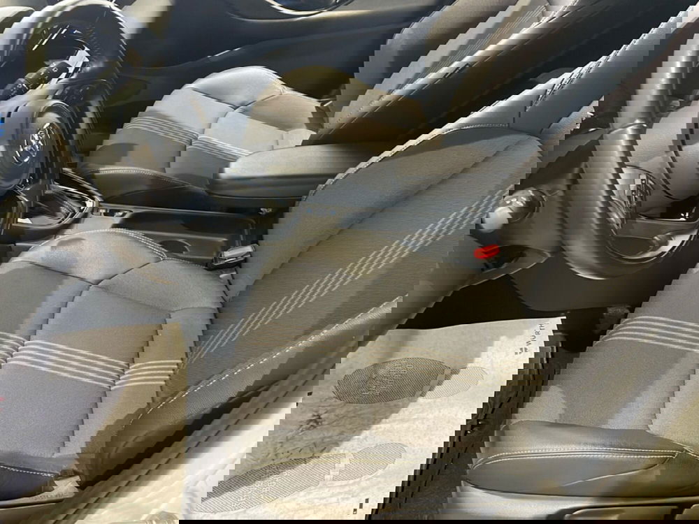 Toyota Yaris Cross usata a Catania (9)