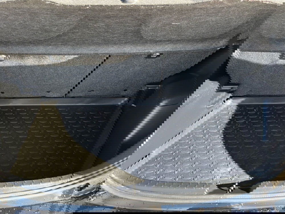 Toyota Yaris usata a Ragusa (7)