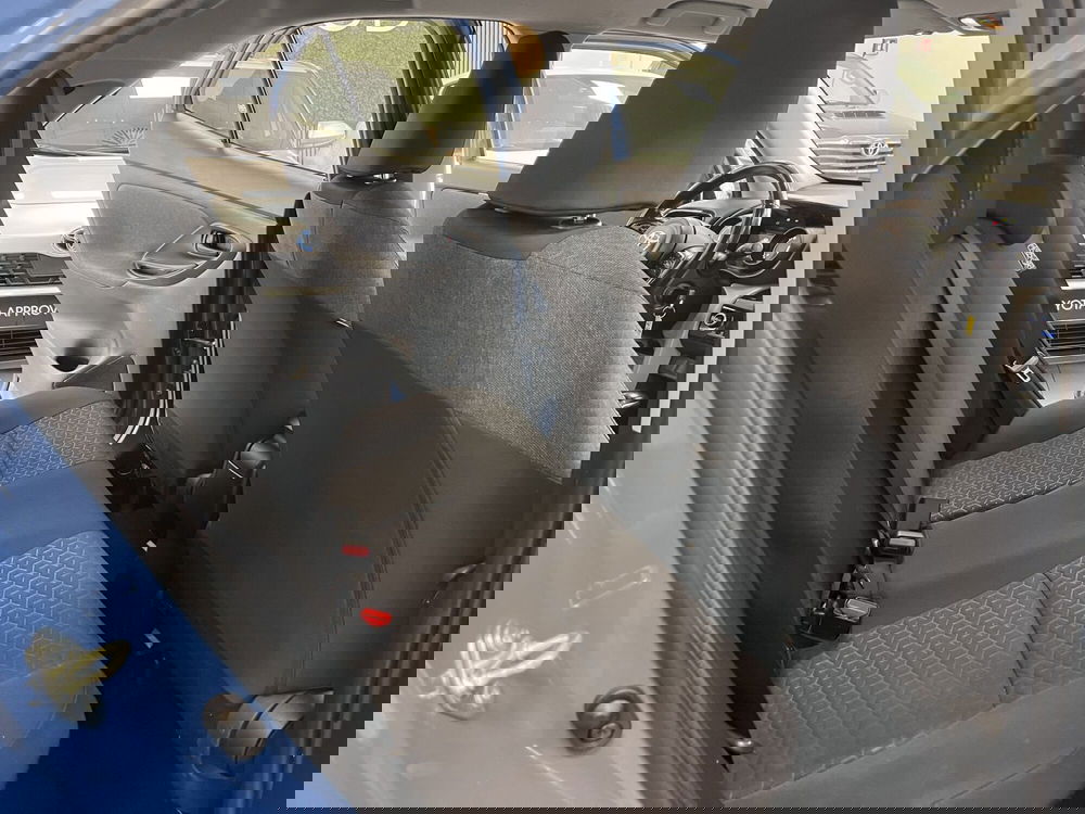 Toyota Yaris Cross usata a Prato (8)