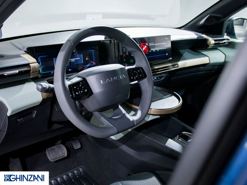 Lancia Ypsilon nuova a Bergamo (11)