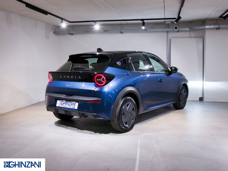 Lancia Ypsilon nuova a Bergamo (7)