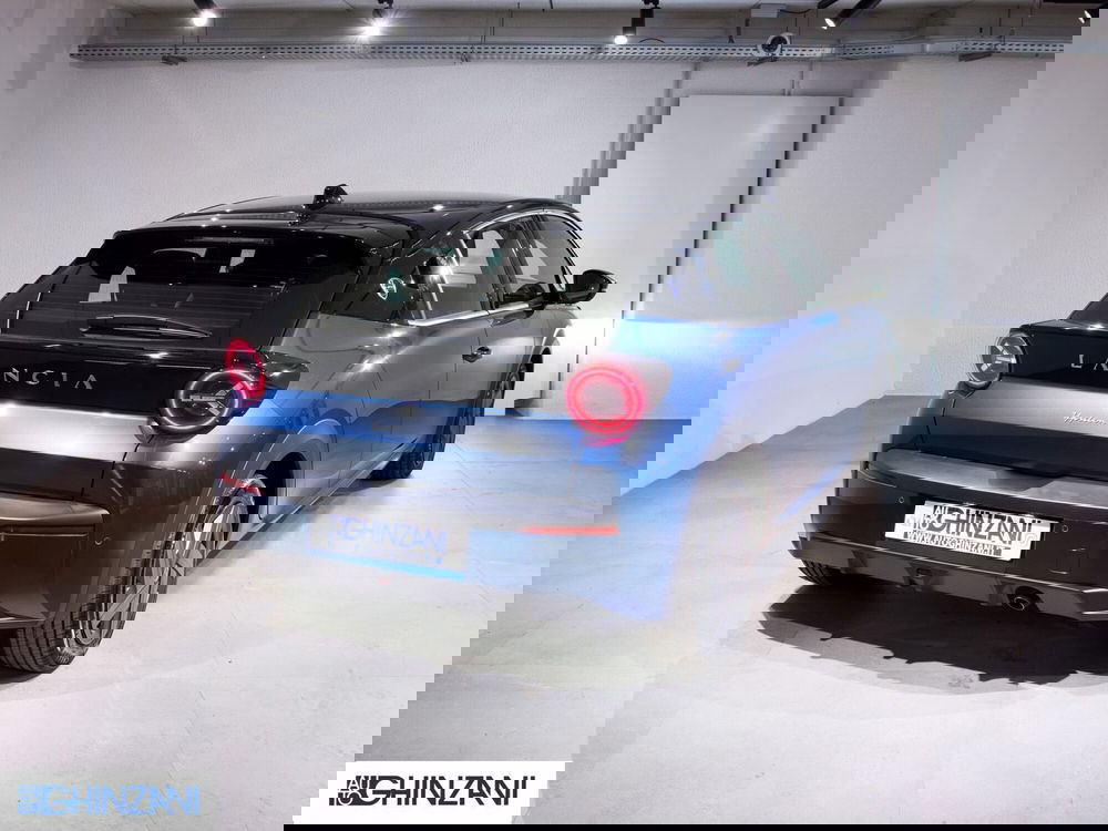 Lancia Ypsilon nuova a Bergamo (8)