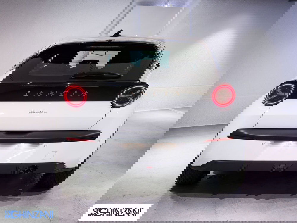 Lancia Ypsilon nuova a Bergamo (5)