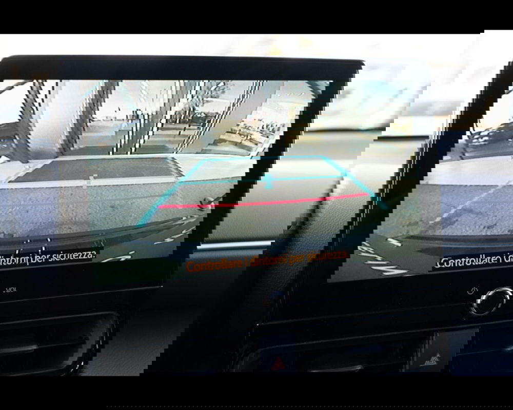 Toyota Yaris Cross usata a Venezia (10)