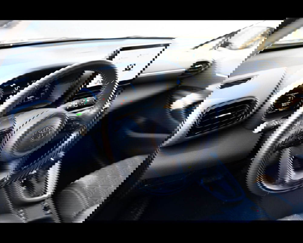 Toyota Yaris Cross usata a Venezia (19)