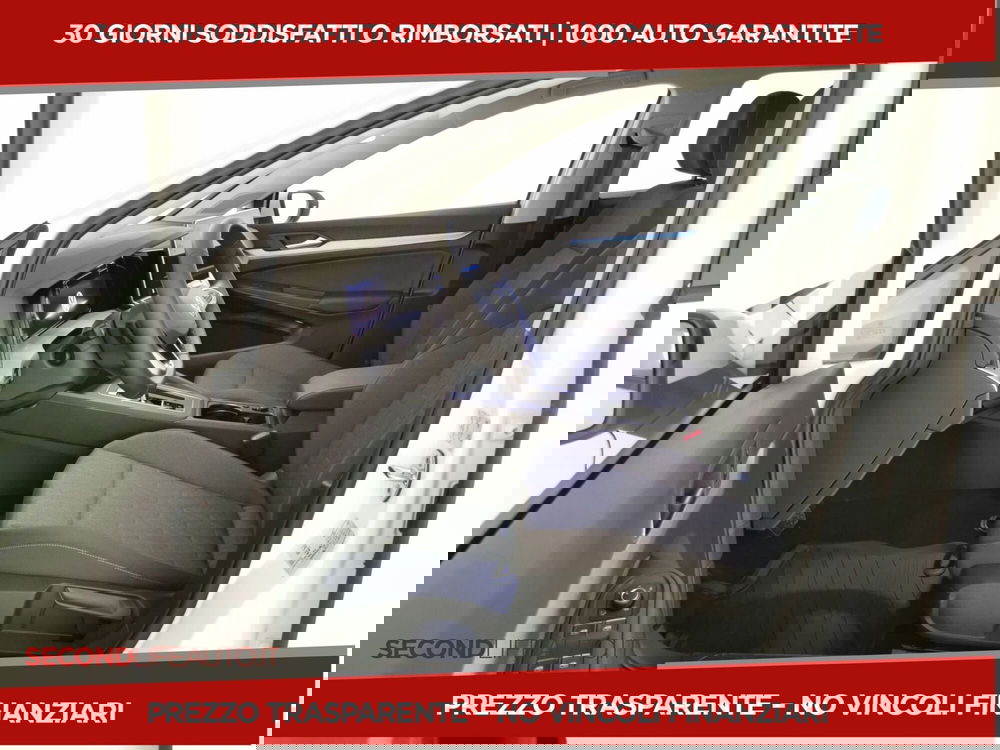 Volkswagen Golf nuova a Chieti (8)