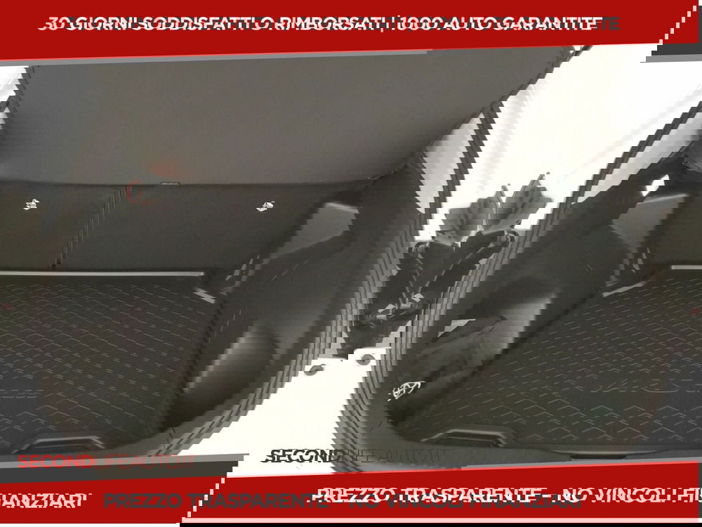 Toyota Yaris Cross usata a Chieti (13)