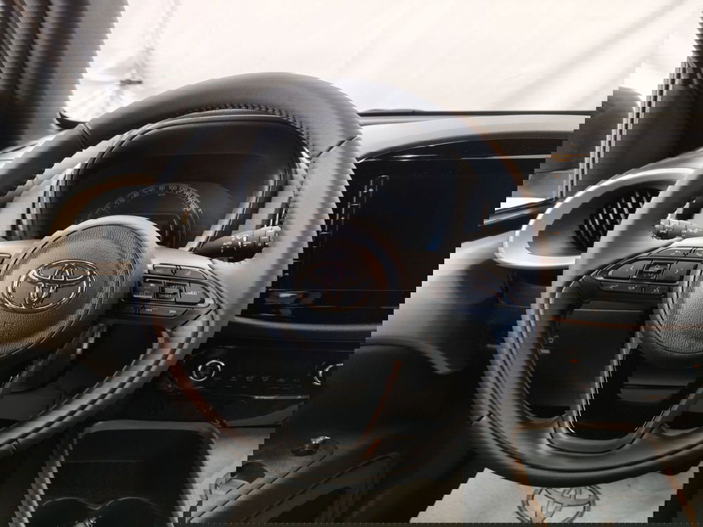 Toyota Aygo X nuova a Roma (10)