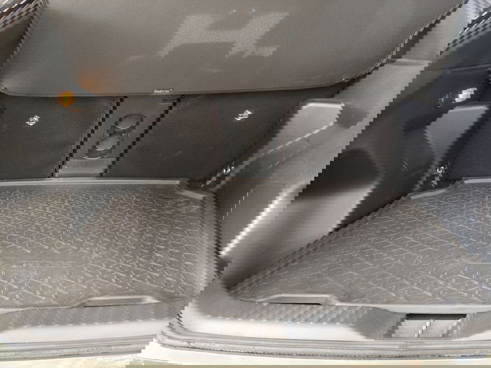 Toyota Yaris Cross usata a Roma (13)