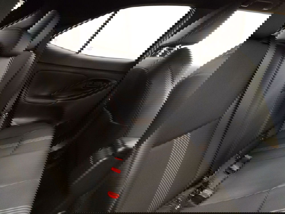 Toyota Yaris Cross usata a Roma (8)