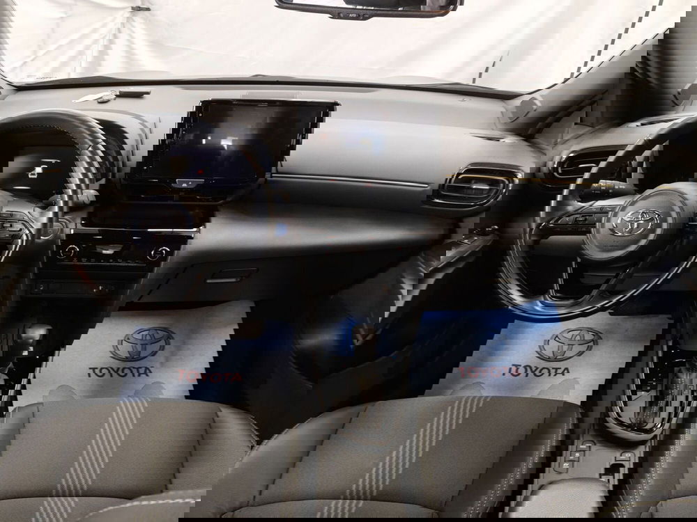 Toyota Yaris Cross usata a Roma (9)