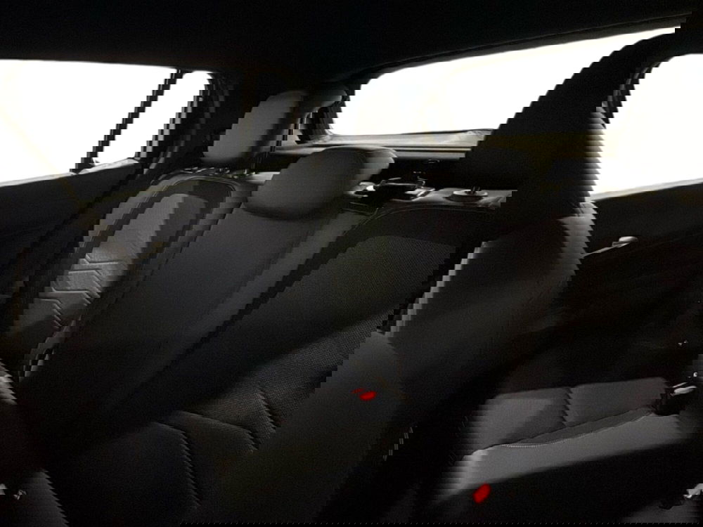 Jeep Avenger nuova a Agrigento (19)