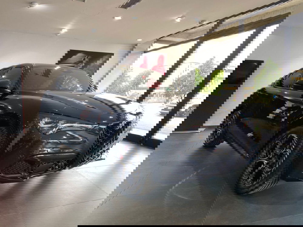 Alfa Romeo Stelvio nuova a Reggio Emilia