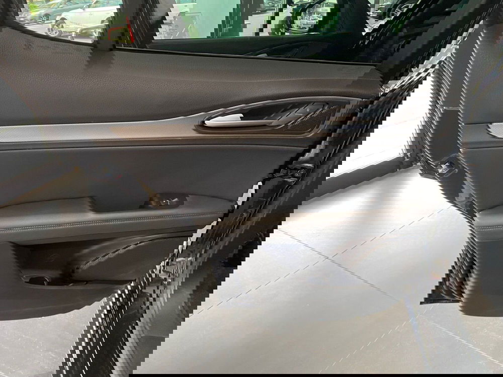 Alfa Romeo Stelvio nuova a Reggio Emilia (12)