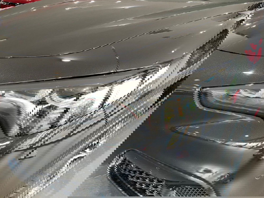 Alfa Romeo Stelvio nuova a Reggio Emilia (18)