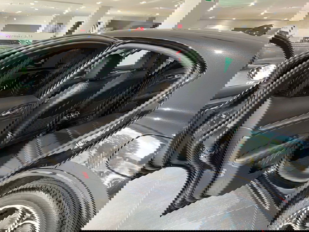 Alfa Romeo Stelvio nuova a Reggio Emilia (8)