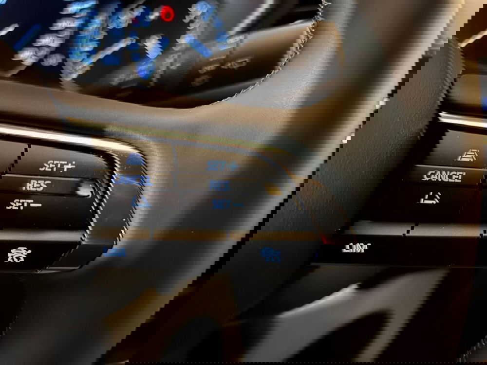 Mazda Mazda3 Hatchback nuova a Pavia (11)