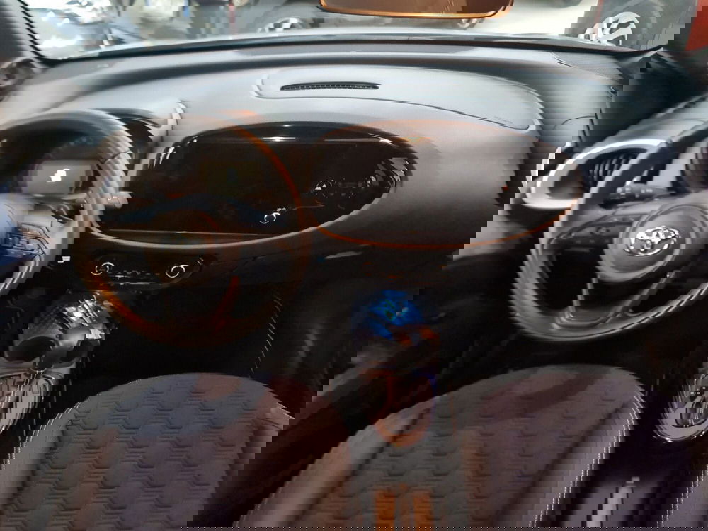 Toyota Aygo X usata a Bologna (10)