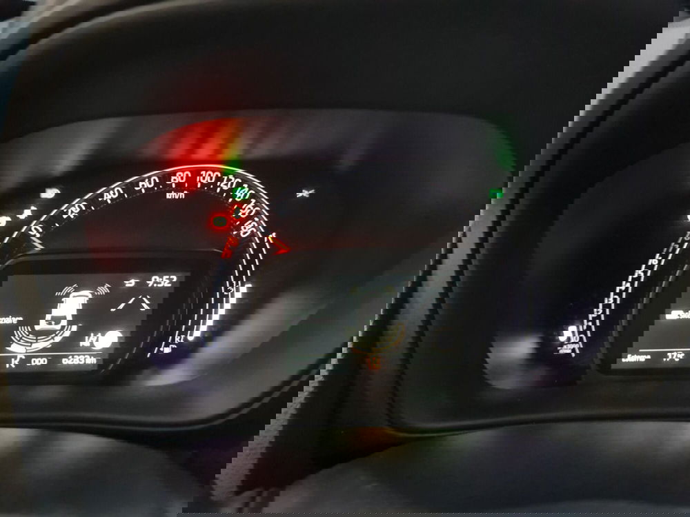 Toyota Aygo X usata a Bologna (14)