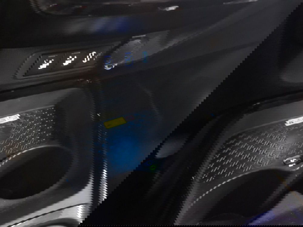 Toyota Aygo X usata a Bologna (15)