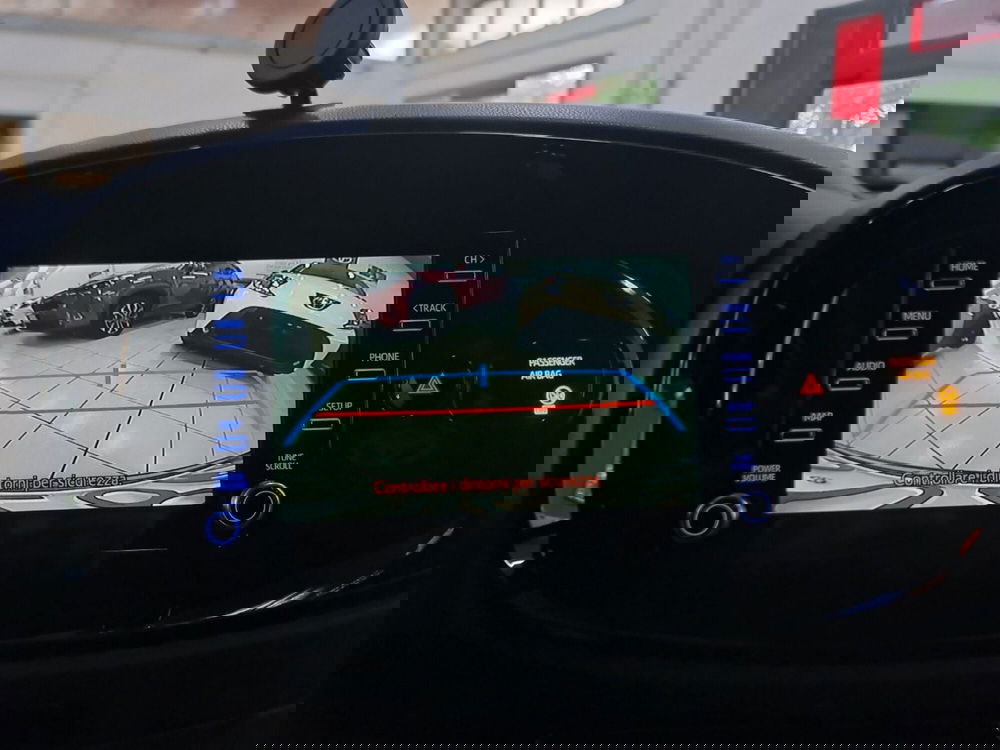 Toyota Aygo X usata a Bologna (14)