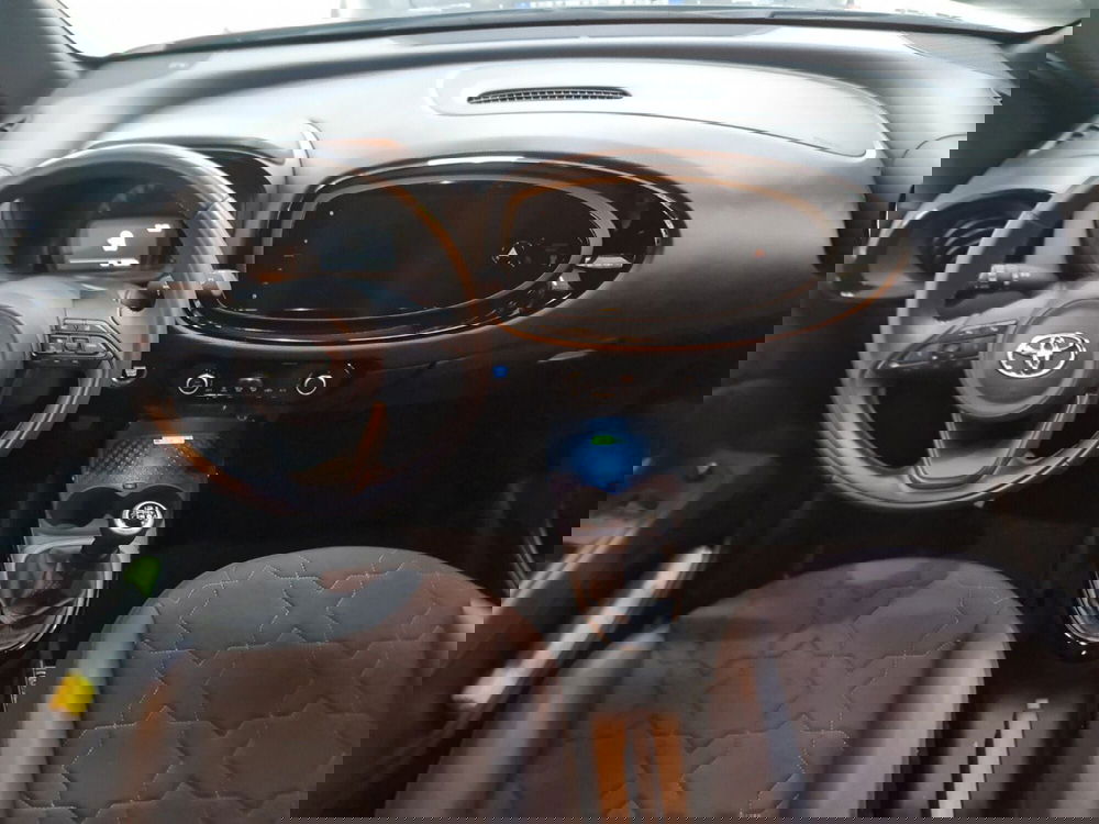 Toyota Aygo X usata a Bologna (10)